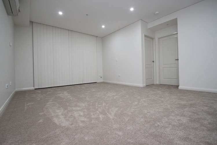 Fourth view of Homely apartment listing, 2/6-14 Park Road, Auburn NSW 2144