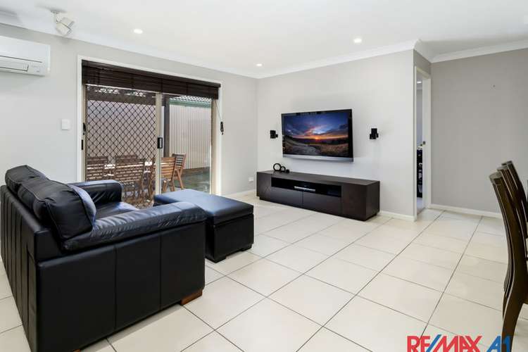 Fifth view of Homely house listing, 10 FERNDALE STREET, Boronia Heights QLD 4124