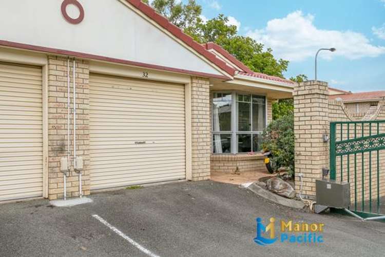 32 Lawrence Close, Robertson QLD 4109