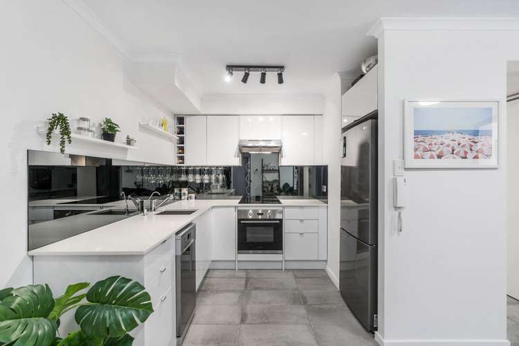 Second view of Homely apartment listing, 11/106 Linton Street, Kangaroo Point QLD 4169