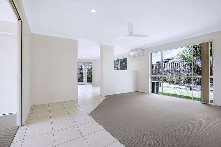 Fifth view of Homely house listing, 28 Courtney Close, Heritage Park QLD 4118