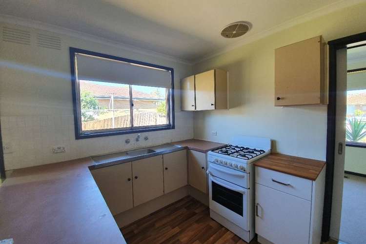 Fourth view of Homely house listing, 5 Dingley Close, Gladstone Park VIC 3043