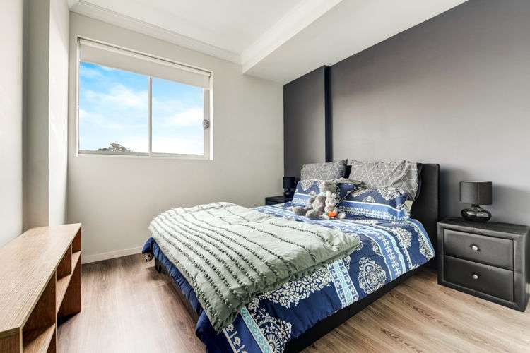 Third view of Homely apartment listing, 17/3-17 Queen Street, Campbelltown NSW 2560