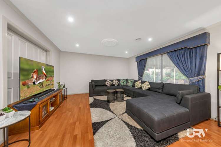 Fourth view of Homely house listing, 9 Ninnis Court, Roxburgh Park VIC 3064