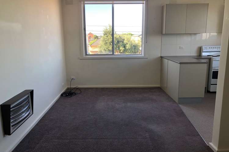 Third view of Homely apartment listing, 5/140 Maribyrnong Road, Moonee Ponds VIC 3039