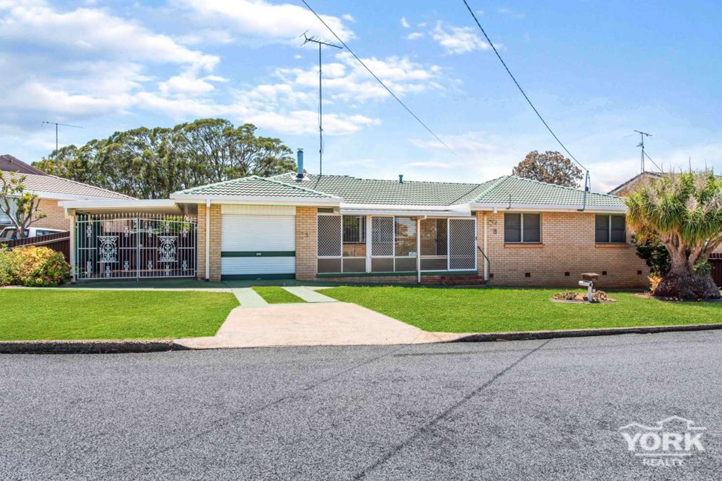 Main view of Homely house listing, 3 Gascony Street, Harristown QLD 4350
