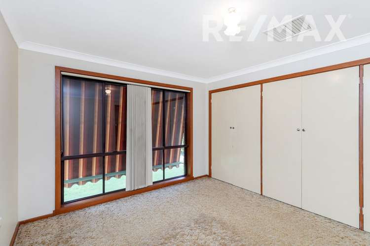 Fifth view of Homely house listing, 18 Pinaroo Drive, Glenfield Park NSW 2650