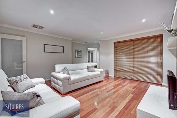 Third view of Homely house listing, 5 Blue Mountain Circuit, Aubin Grove WA 6164