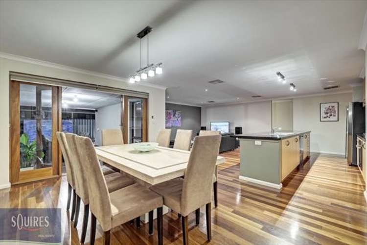 Fifth view of Homely house listing, 5 Blue Mountain Circuit, Aubin Grove WA 6164