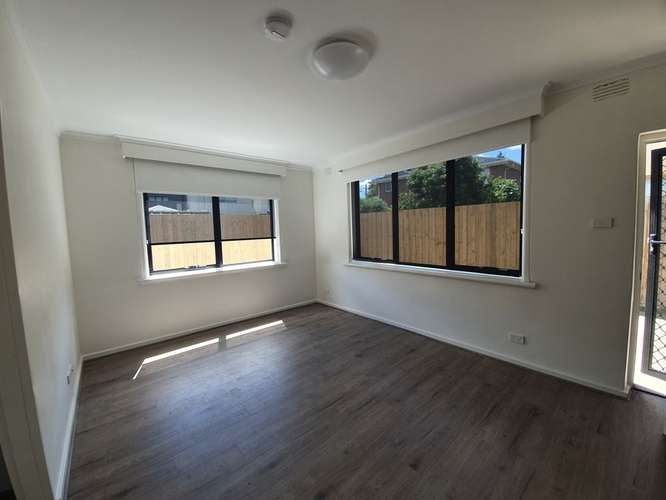 Third view of Homely apartment listing, 5/71 Holmes Street, Brunswick VIC 3056