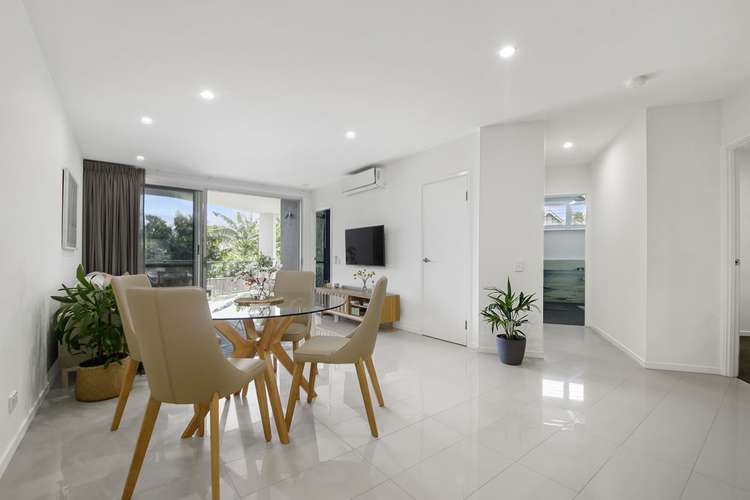 Second view of Homely unit listing, 5/22 Bay Terrace, Wynnum QLD 4178