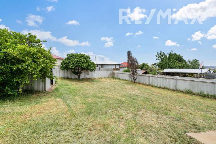 Sixth view of Homely house listing, 4 Margaret Avenue, Mount Austin NSW 2650