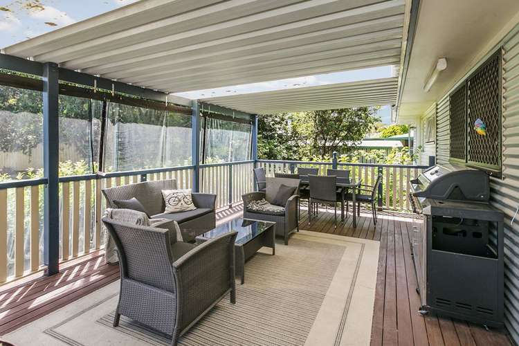 Second view of Homely house listing, 3 Karloo Street, Wynnum QLD 4178