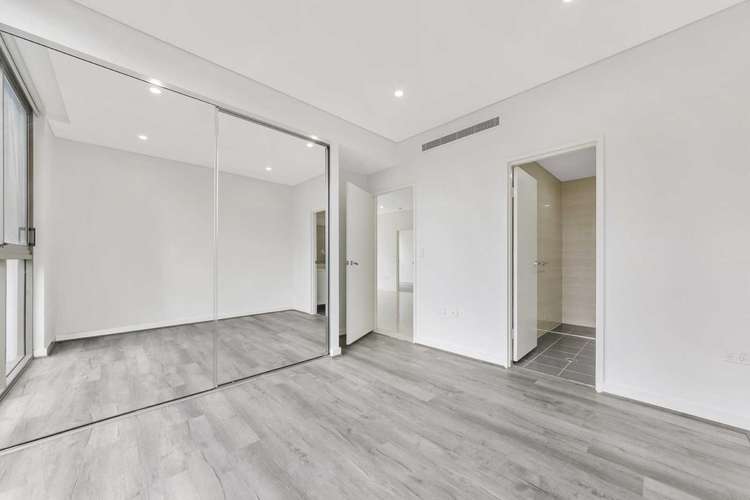 Fifth view of Homely unit listing, 7002/1a Morton Street, Parramatta NSW 2150