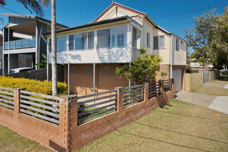 807 Esplanade, Lota QLD 4179