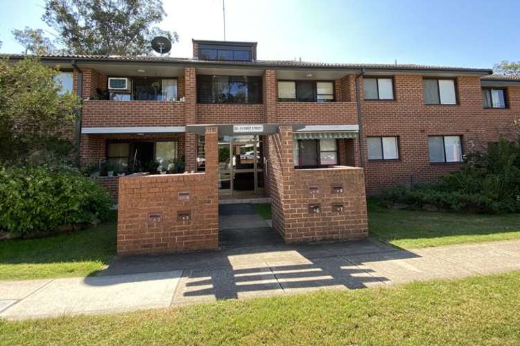 Main view of Homely house listing, 2/29-31 First Street, Kingswood NSW 2747