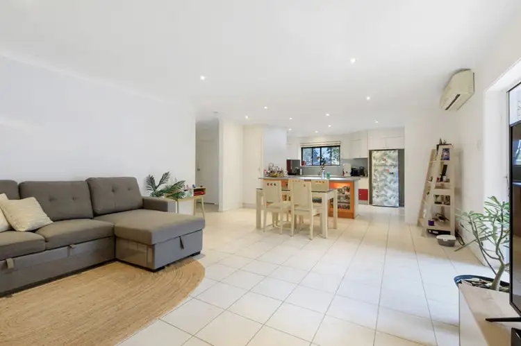 4/293 Lancaster Road