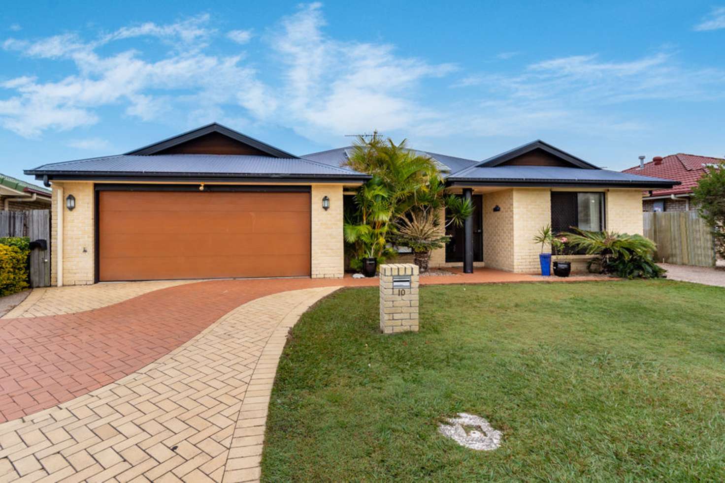 Main view of Homely house listing, 10 Clovelly Place, Sandstone Point QLD 4511