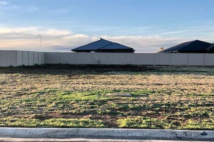 16 Yarra Place (Lot  18), Dubbo NSW 2830