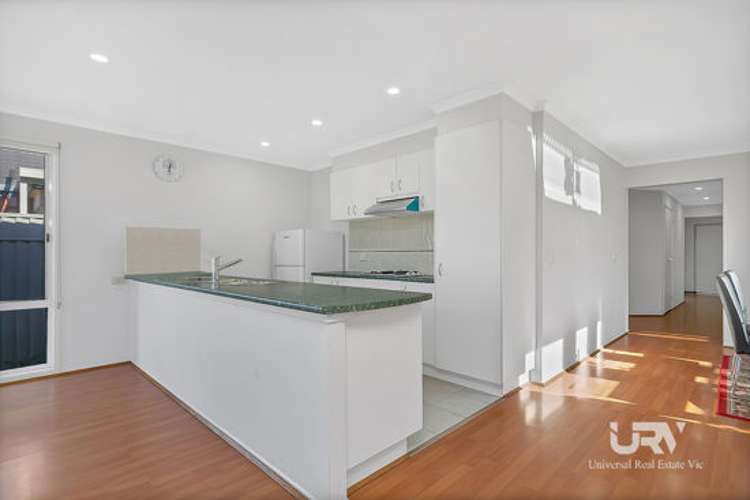 Fourth view of Homely house listing, 11 Bathurst Close, Craigieburn VIC 3064