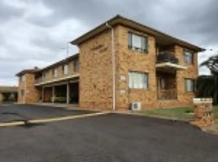 Main view of Homely unit listing, 1/6 Anne Street, Tamworth NSW 2340
