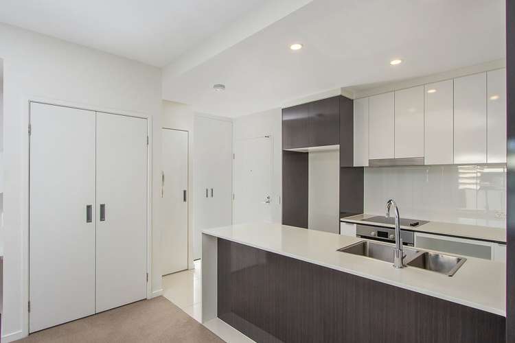 Third view of Homely apartment listing, 70/55 Princess Street, Kangaroo Point QLD 4169