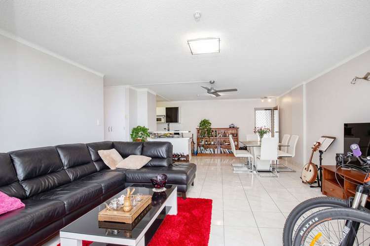 Main view of Homely apartment listing, 17/18 Queen Street, Southport QLD 4215