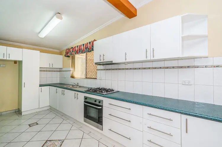 2/9 Mcalister Place