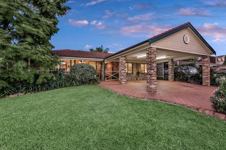 11 Diamontina Avenue, Kearns NSW 2558