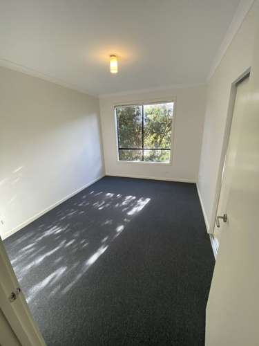 Fifth view of Homely apartment listing, 18 9 Petrea Place, Melton VIC 3337