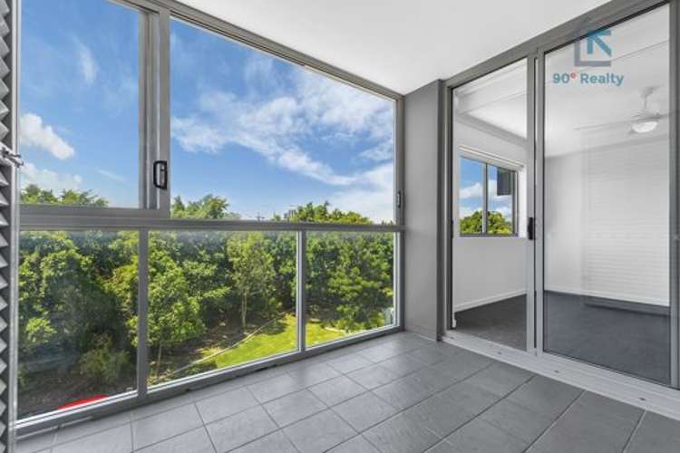 Second view of Homely apartment listing, 3 / 25-29 Regent Street, Woolloongabba QLD 4102