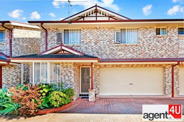 Main view of Homely townhouse listing, 3/5 Gilmore Close, Glenmore Park NSW 2745