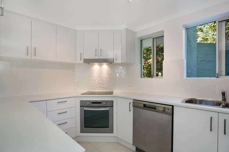 Main view of Homely townhouse listing, 2/53 Durham Street, St Lucia QLD 4067