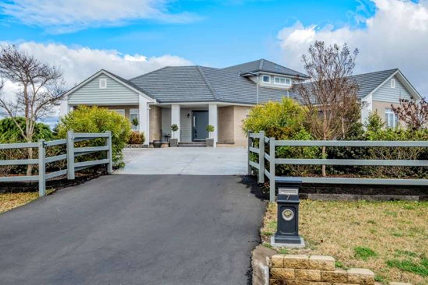 Main view of Homely house listing, 7 Rodeo Drive, Tamworth NSW 2340