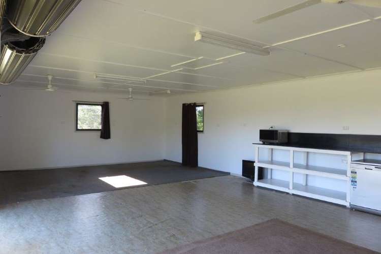 Fifth view of Homely house listing, 135 WHITSUNDAY DRIVE, Bloomsbury QLD 4799