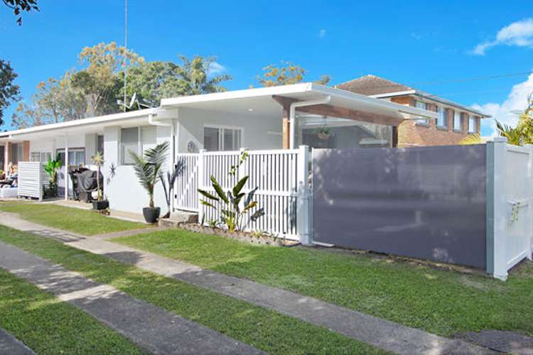 Sixth view of Homely semiDetached listing, 1/21 Blue Waters Crescent, Tweed Heads West NSW 2485