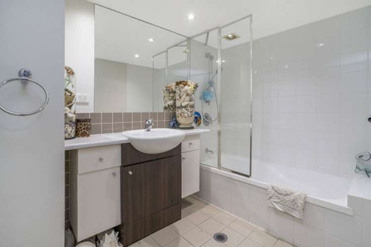 Sixth view of Homely apartment listing, 101/54 Vernon Terrace, Teneriffe QLD 4005