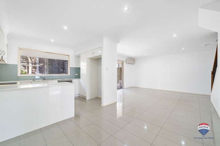 Fifth view of Homely townhouse listing, 9/30 Girraween Crescent, Parkinson QLD 4115