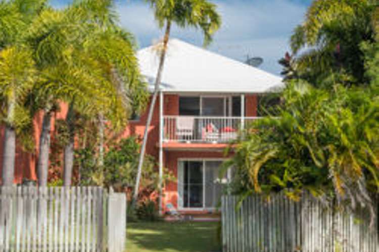 Main view of Homely unit listing, 2 17 Beach Road, Dolphin Heads QLD 4740
