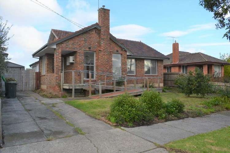 Main view of Homely house listing, 5 Henty Street, Reservoir VIC 3073