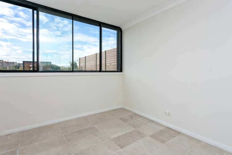 Fourth view of Homely apartment listing, 40/52 Regent Street, Chippendale NSW 2008