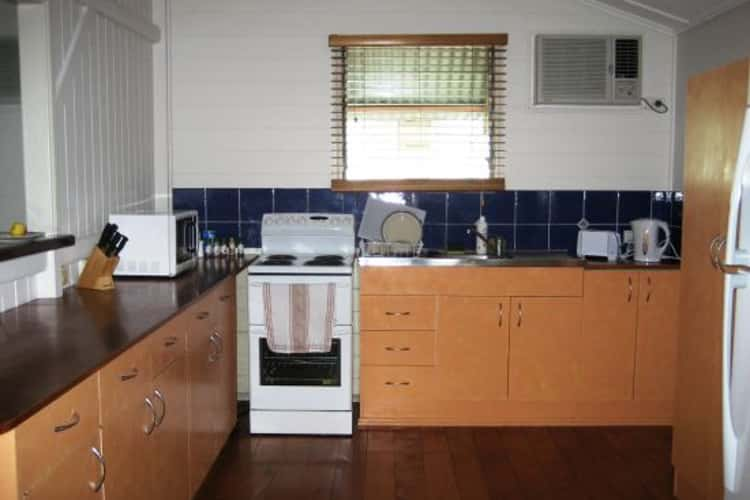 Fifth view of Homely house listing, 213 Little Spence Street, Bungalow QLD 4870