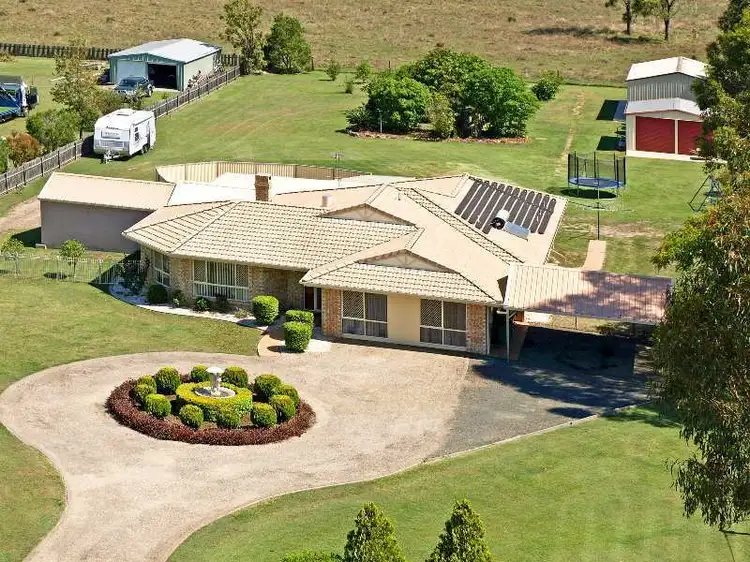 36 Roland Court, Peak Crossing QLD 4306