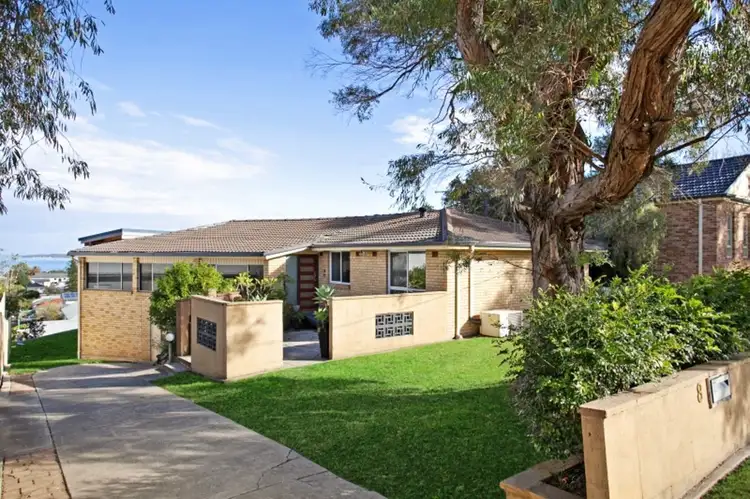 8 Raymond Street, Speers Point NSW 2284