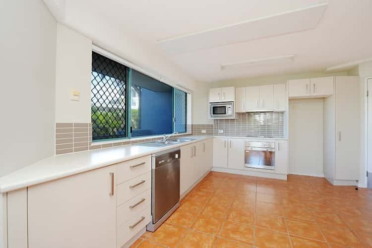 Fourth view of Homely unit listing, 2/13 Orvieto Terrace, Kings Beach QLD 4551