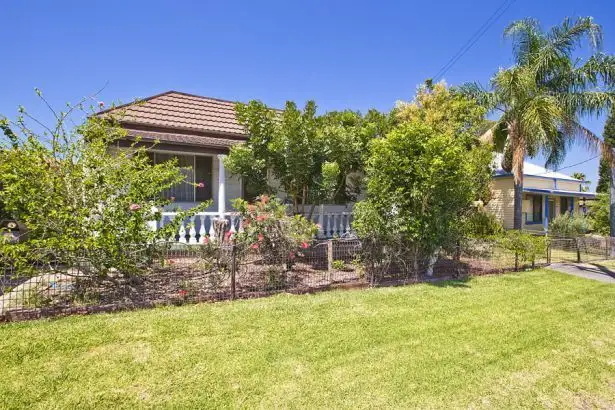 32 Fourth Street, Boolaroo NSW 2284