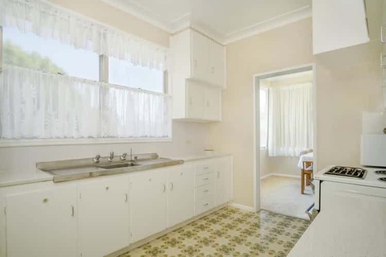 Fifth view of Homely house listing, 7 Merinda Place, Armidale NSW 2350