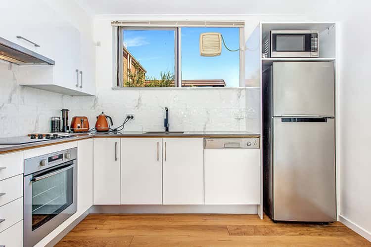 Fifth view of Homely apartment listing, 2/11 Egginton Street, Brunswick West VIC 3055