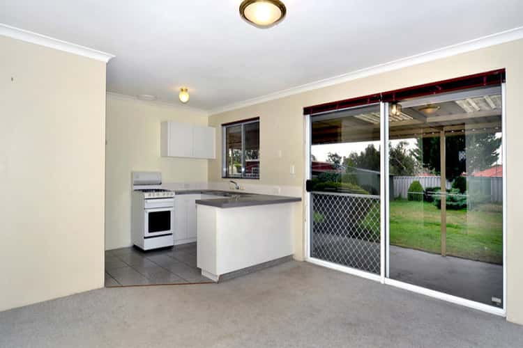 Second view of Homely house listing, 16 Pearce Court, Usher WA 6230