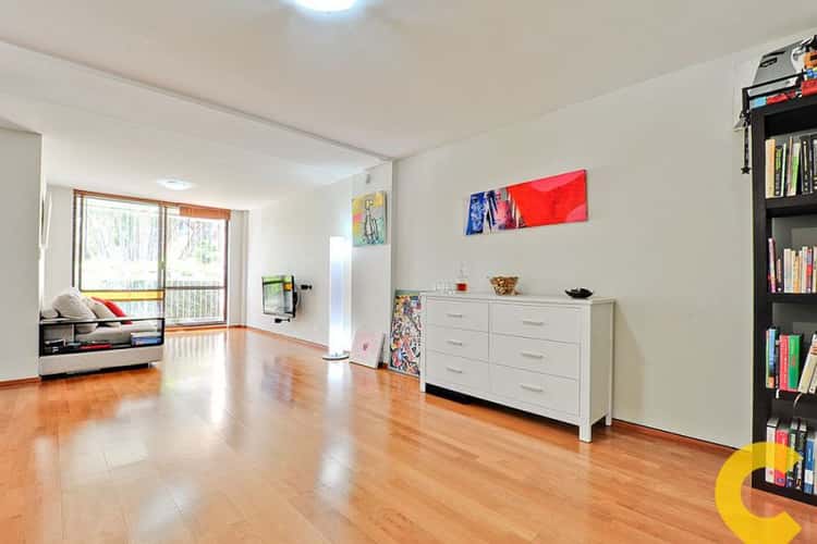 Fourth view of Homely unit listing, 2/572 Boundary Street, Spring Hill QLD 4000